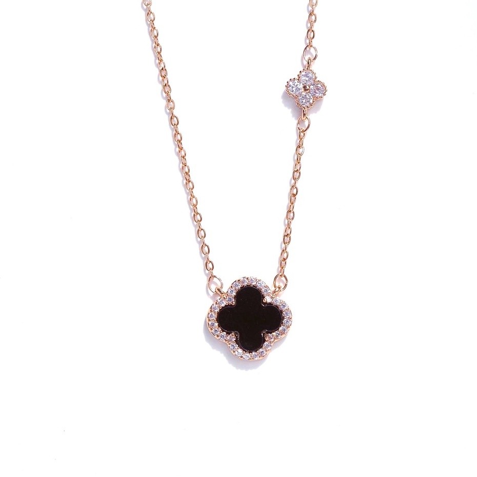 Panlandwoo - Kalung Rhodium Wanita Black Berry Diamond Adjustable