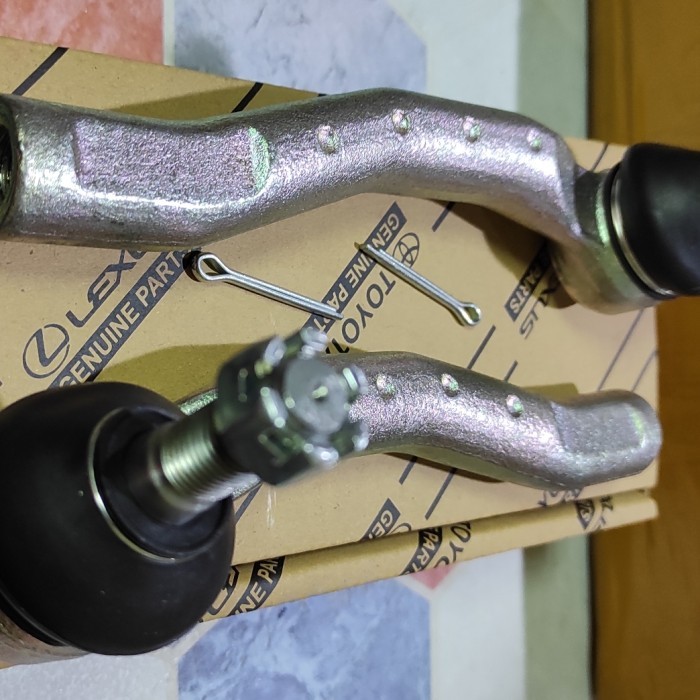 TIE ROD END TOYOTA YARIS