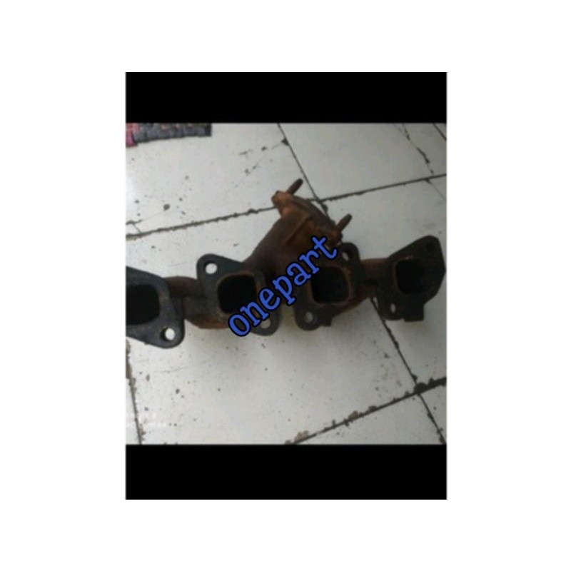 exhaust manifold api Daihatsu feroza Original