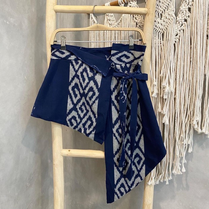 obi tenun anna - Lipan