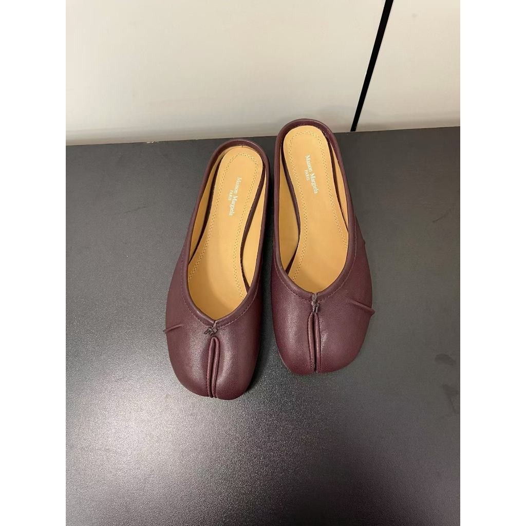 New Counter ORI Maison Margiela MM6 fashion new pleated split toe shoes Tabi split toe half trailer