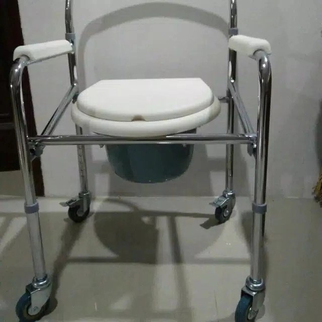 KURSI BAB COMMODE CHAIR - commode roda