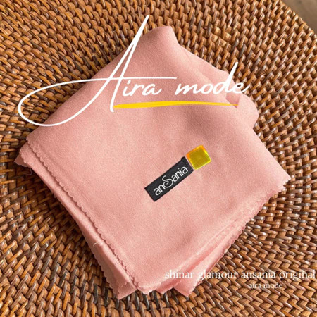 Kerudung Jilbab Segiempat Kondangan Mewah Premium Anti Letoy Warna Rose Gold - 110x110cm