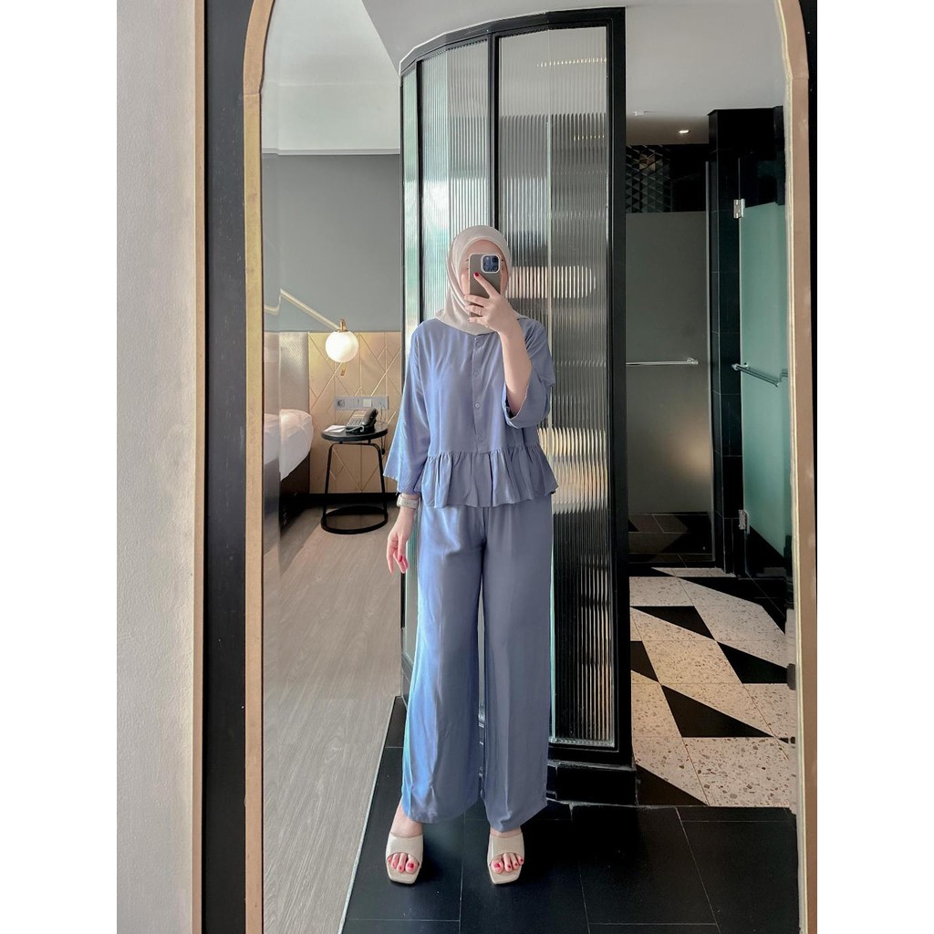 Aghnia Set Rayon Twill Rempel Premium - One Set Rayon Twill Polos Wanita Kekinian