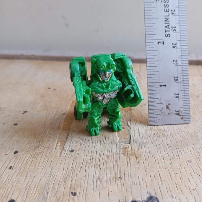 ZS34 mainan robot Transformers karet