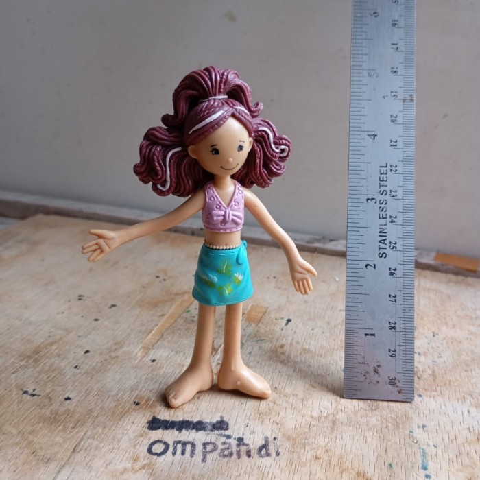 ZS34 figure kartun groovy girls