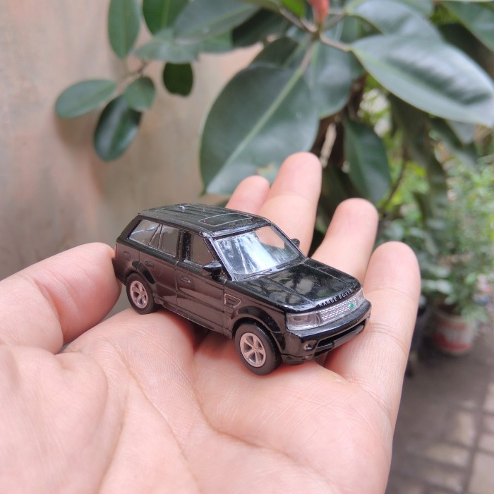 Land Rover Range Rover 1/64 RMZ City Loose Lampu Mika Miniatur Mainan Diecast