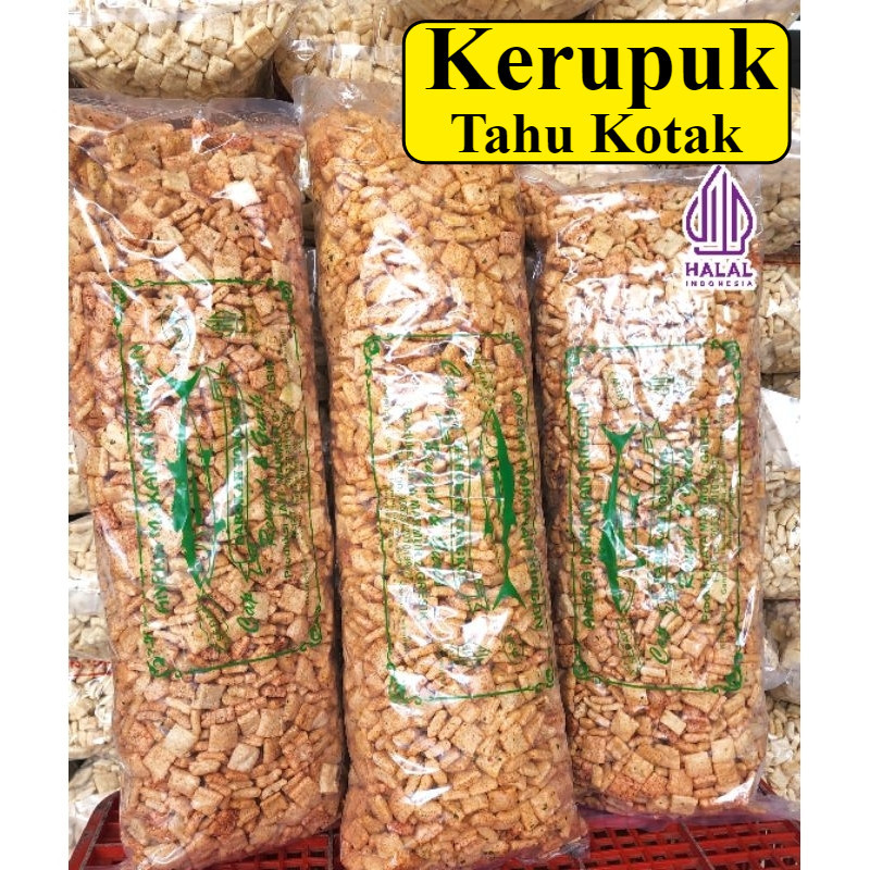 

1ball kerupuk tahu kotak pedas daun jeruk (1kg) camilan medan