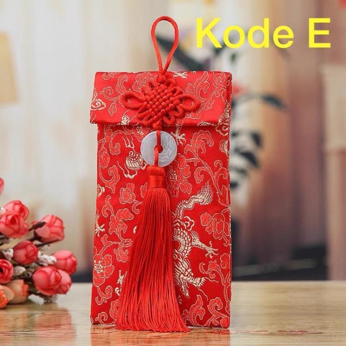 

Angpao Kain Imlek / Angpao Sangjit / Angpau Wedding / Amplop Merah - Kode E PIR