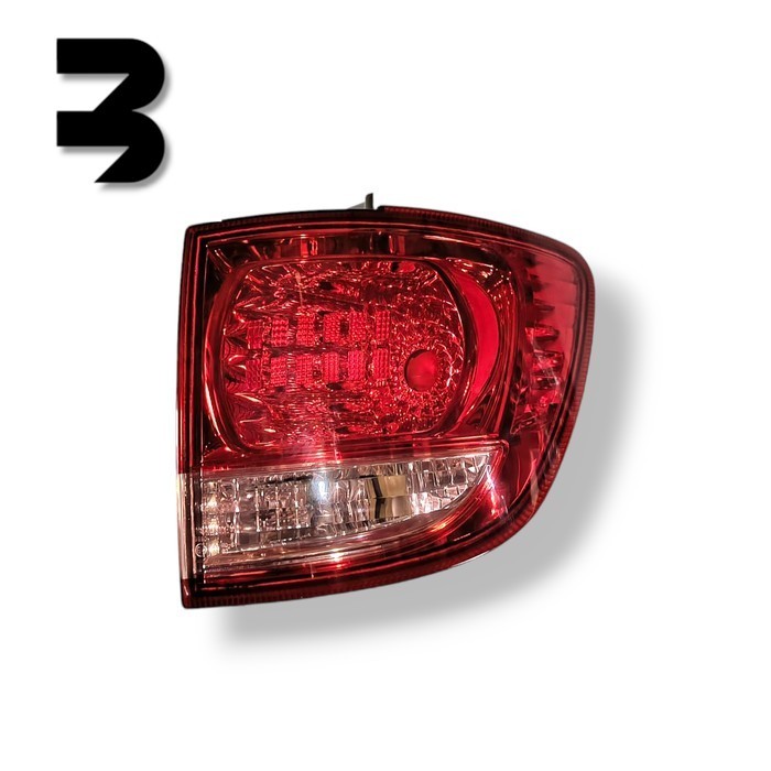 Stoplamp lampu belakang kanan Toyota Fortuner 2005