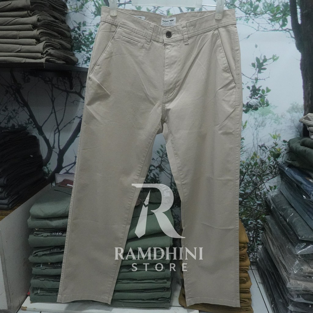 MGEE Casual Celana Chino Regular FELIX CKPS 034 0525