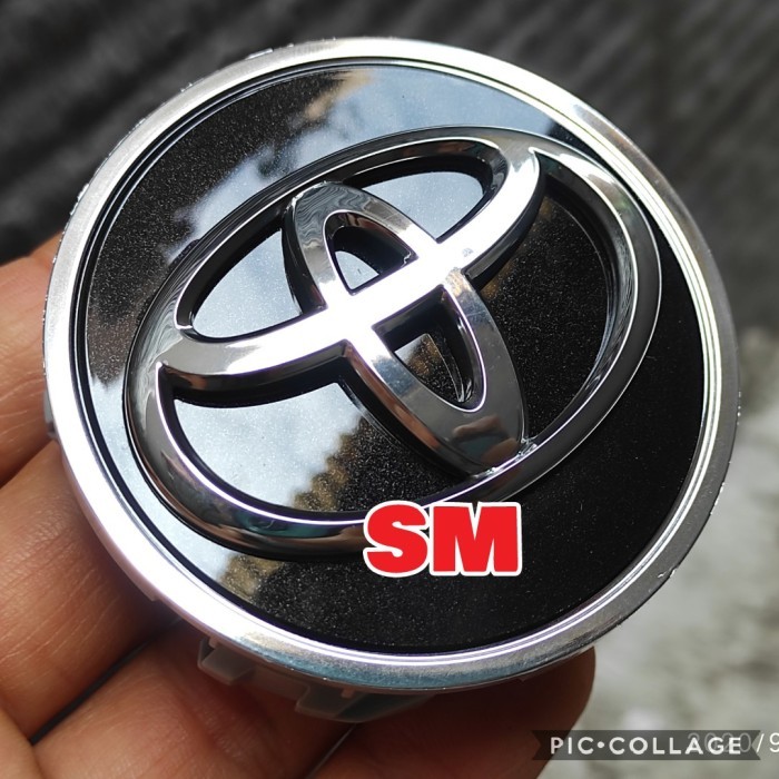 satu buah dop roda tengah ORIGINAL grand new avanza veloz 2016-2020 BARU