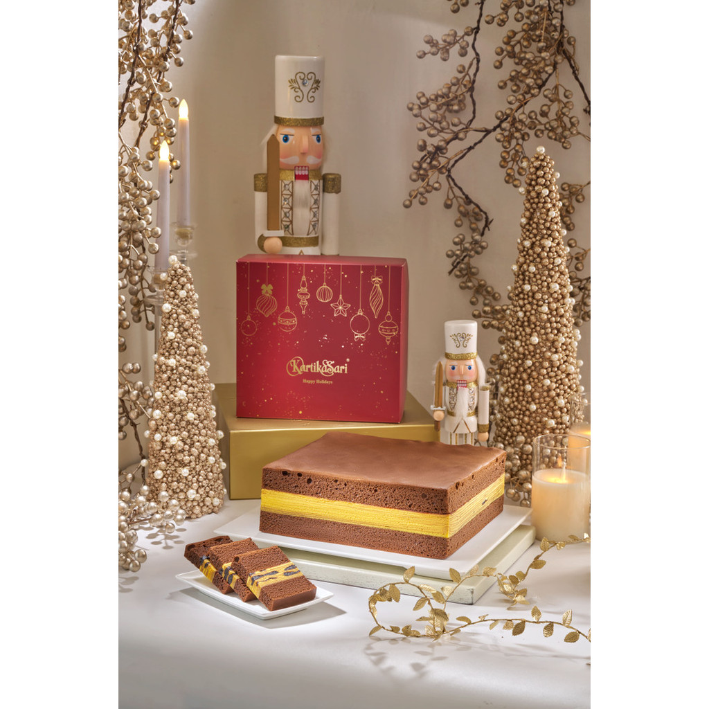 

Hampers Natal - Gift Box Christmas 12 Lapis Filipine Coklat