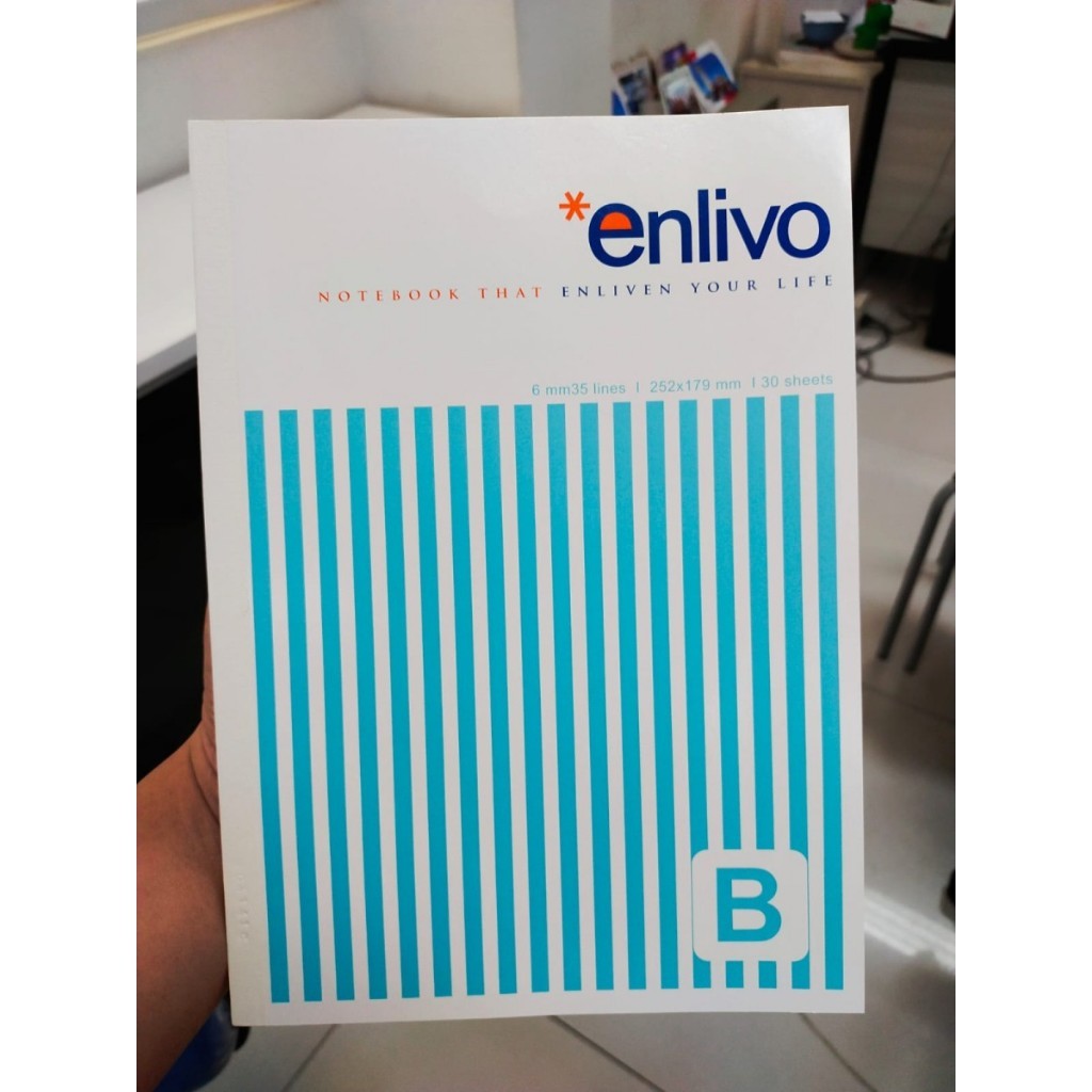 

Buku Notebook B5 Enlivo (per pak isi 3 buku)