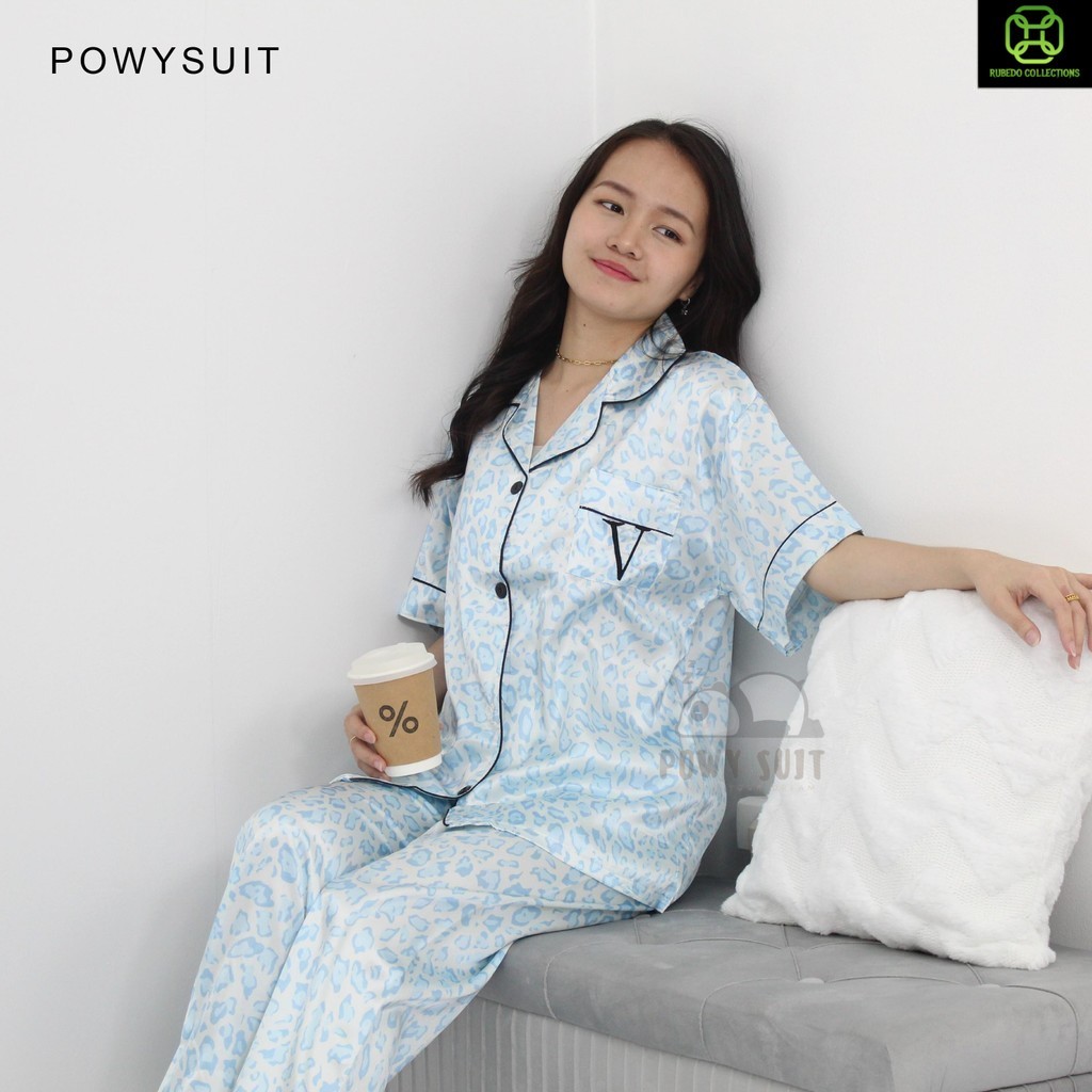 ST40 V Leopard Blue Piyama One Set Satin Powysuit Baju Tidur Wanita Lengan Pendek Celana Panjang