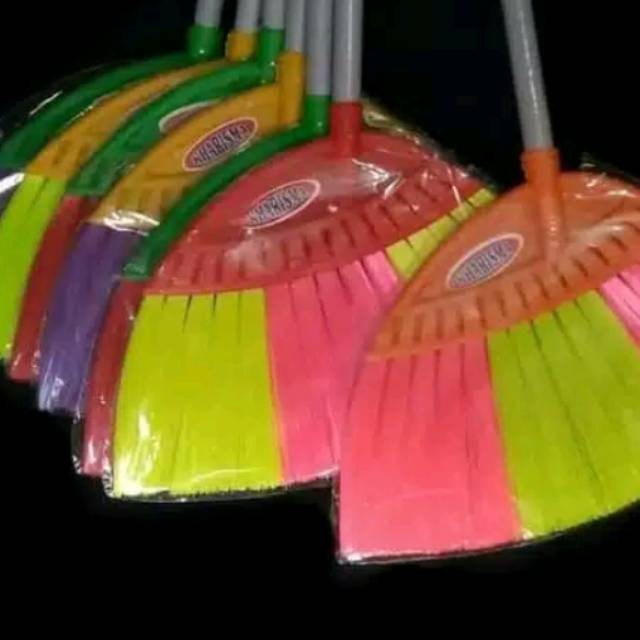 SAPU LANTAI / SAPU LANTAI NILON