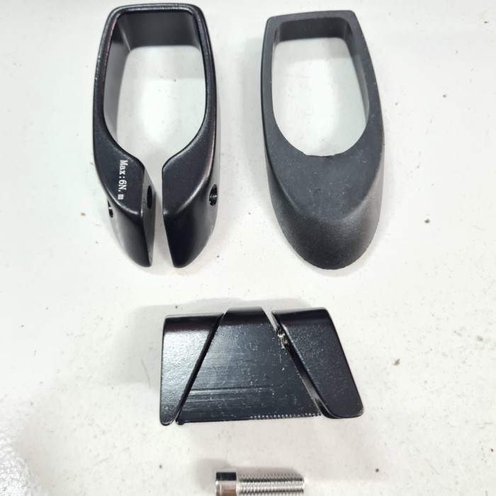 Seat Clamp Set / Klem Sadel Set Sepeda POLYGON HELIOS A