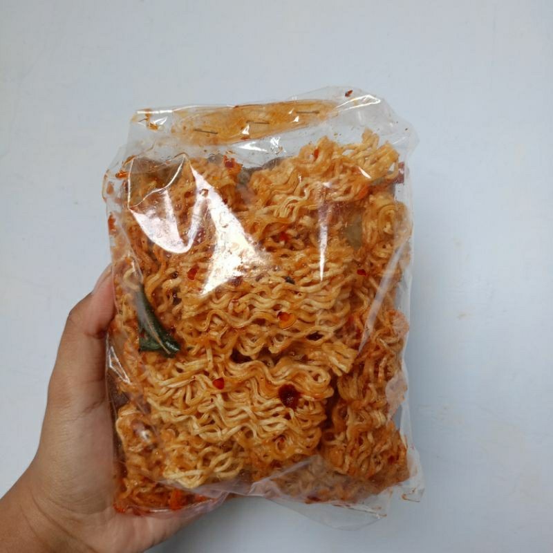 

Mie Goreng Kriuk Bumbu Pedas Daun Jeruk Mie Kering