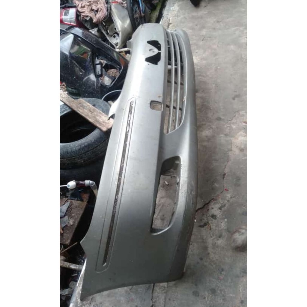 Bumper depan camry 2001 2002 2003