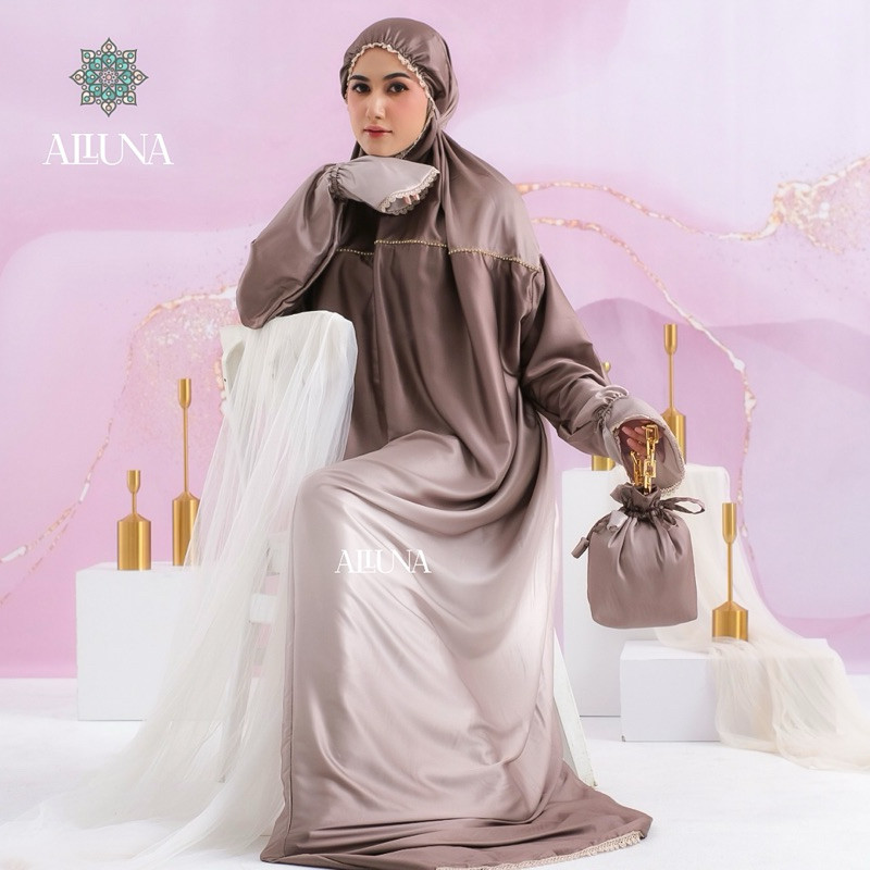 MODEL MUKENA GRADASI TERBARU 2025 Mukena Terusan Dewasa Gradasi Armanyy Silk Series Yarra