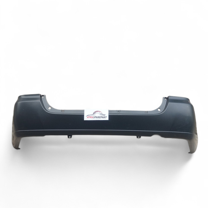 Bumper bemper belakang mobil Toyota Innova 2005 2006 2007 2008 2008 2010