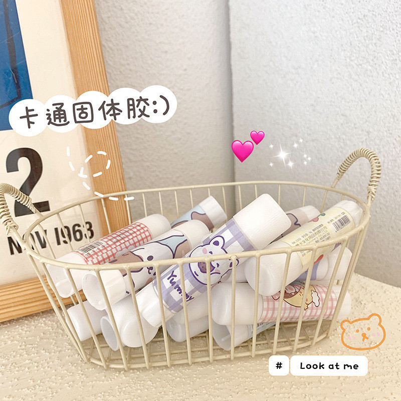 

Lem Perekat Kertas Glue Stick Lem Stik Batang Putar Sekolah Kantor Motif Korea Lucu 1021