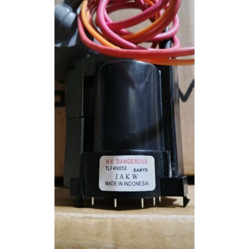 FLAYBACK FBT TV PANASONIC TLF4N052 ORIGINAL