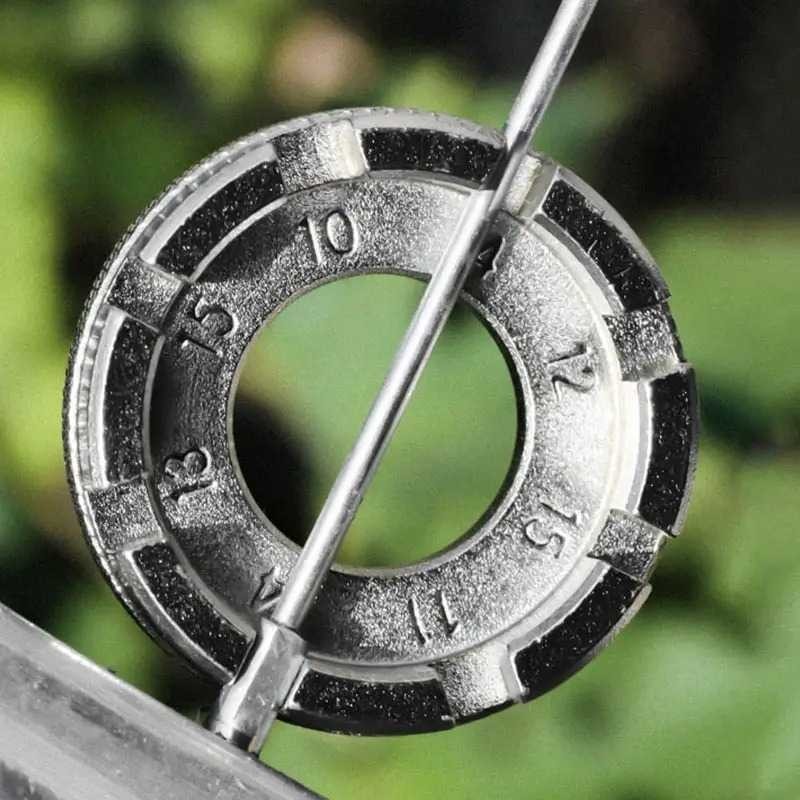 Kunci Setel Stel Jari-Jari Velg Sepeda Motor Ukuran Universal Bahan Stainless / Kunci Pas Jari Roda 