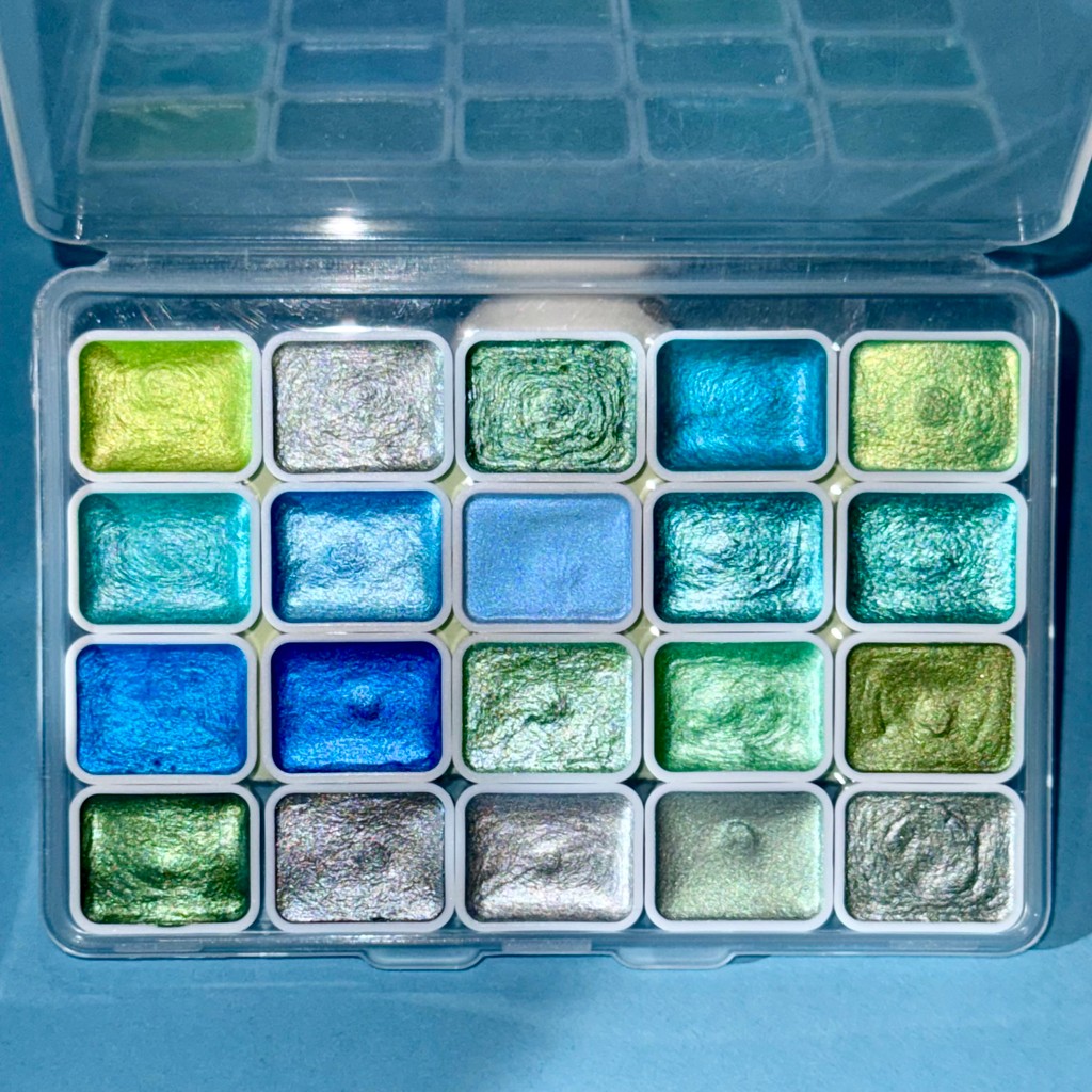 

Forestry Shifting Watercolor Painting Set,20 Color Metallic,Shimmer,Glitter Solid Paint for Drawing, Writing for Artists,Student