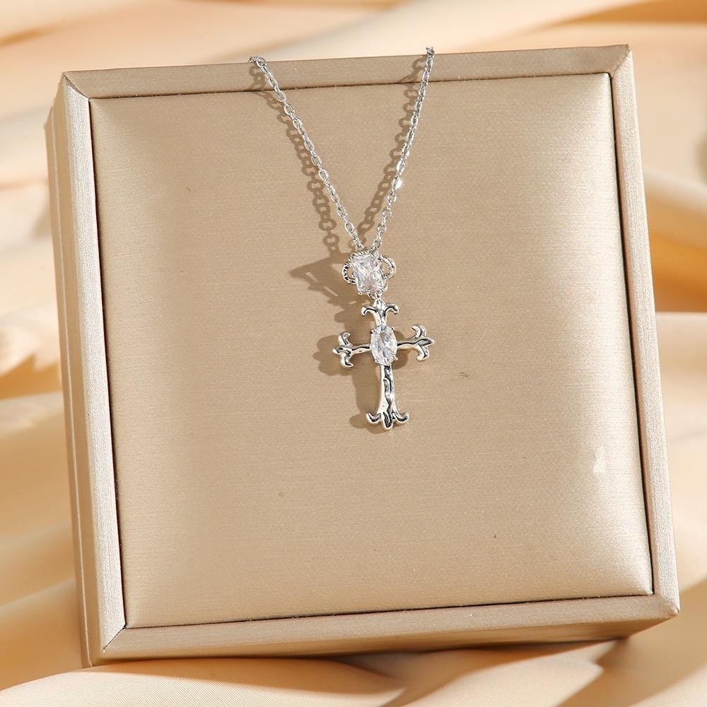 Kalung Liontin Salib Cantik Kalung Rantai Fashion Wanita Kalung Liontin Salib Cantik