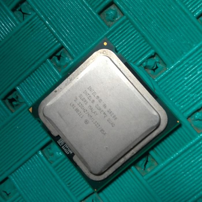processor core 2 quad Q8200 lga775 .