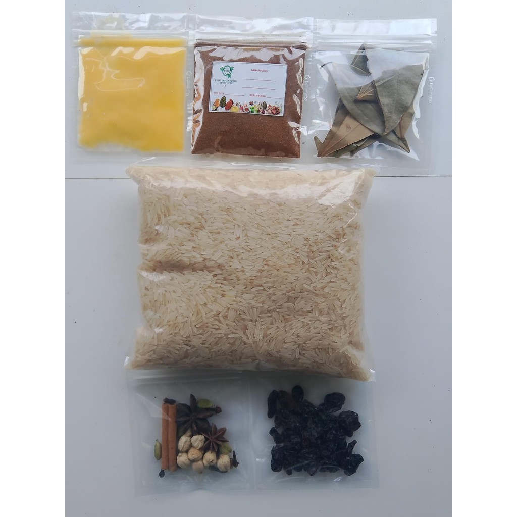 

Beras basmati asli 1 kg tambah bumbu kebuli plus rempah Pusat Bumbu Arab Bekasi
