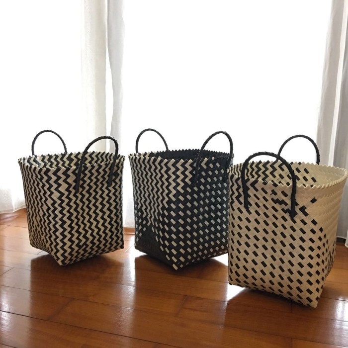 

Best Seller Tas Hampers, Tas Parcel, Gift Bag, Tas Souvenir Anyaman Parsel Lebaran