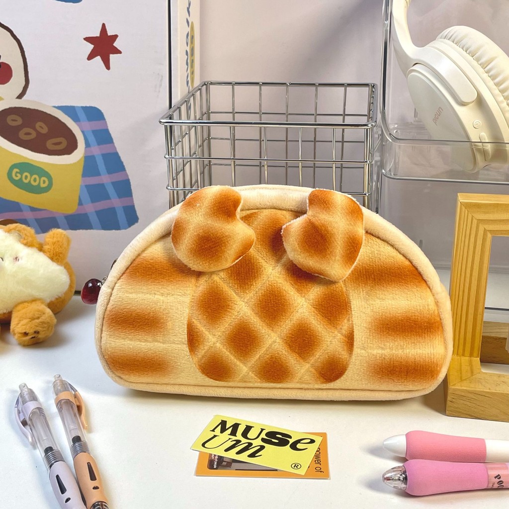 

pencil case / Tempat Pensil Kepiting Roti/ Tempat Pensil Multifungsi / Male and female student stationery / estudee pensil case / cartoon large capacity storage bag / Tas pensil untuk siswa sekolah dasar / animal pencil case