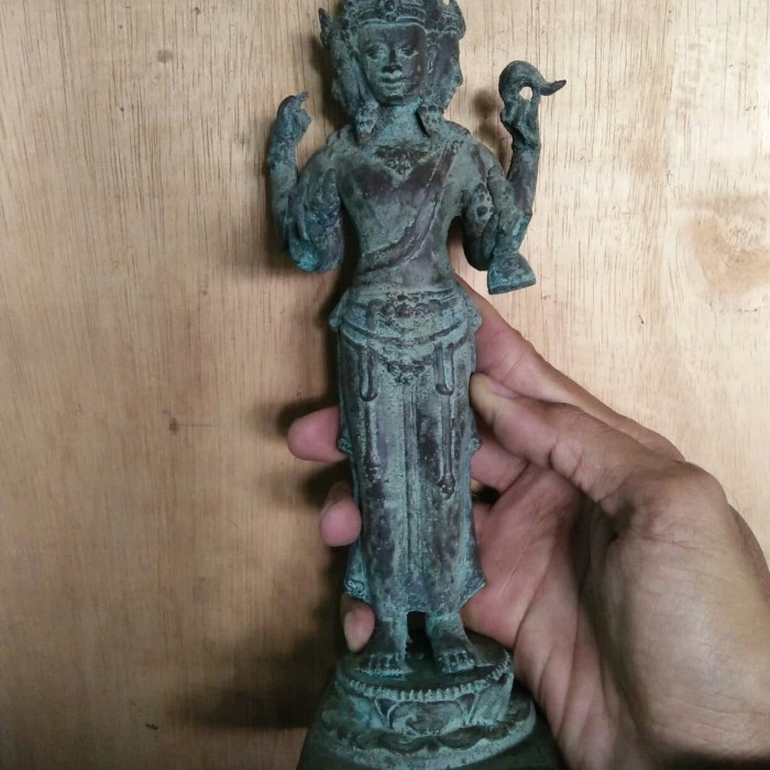 patung Dewa Brahma antik