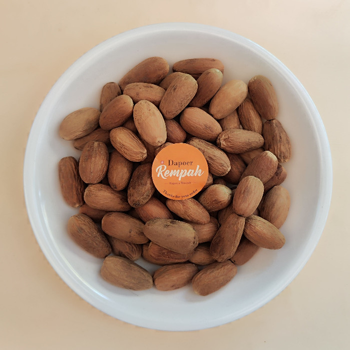 

Biji pala panjang 1 kg