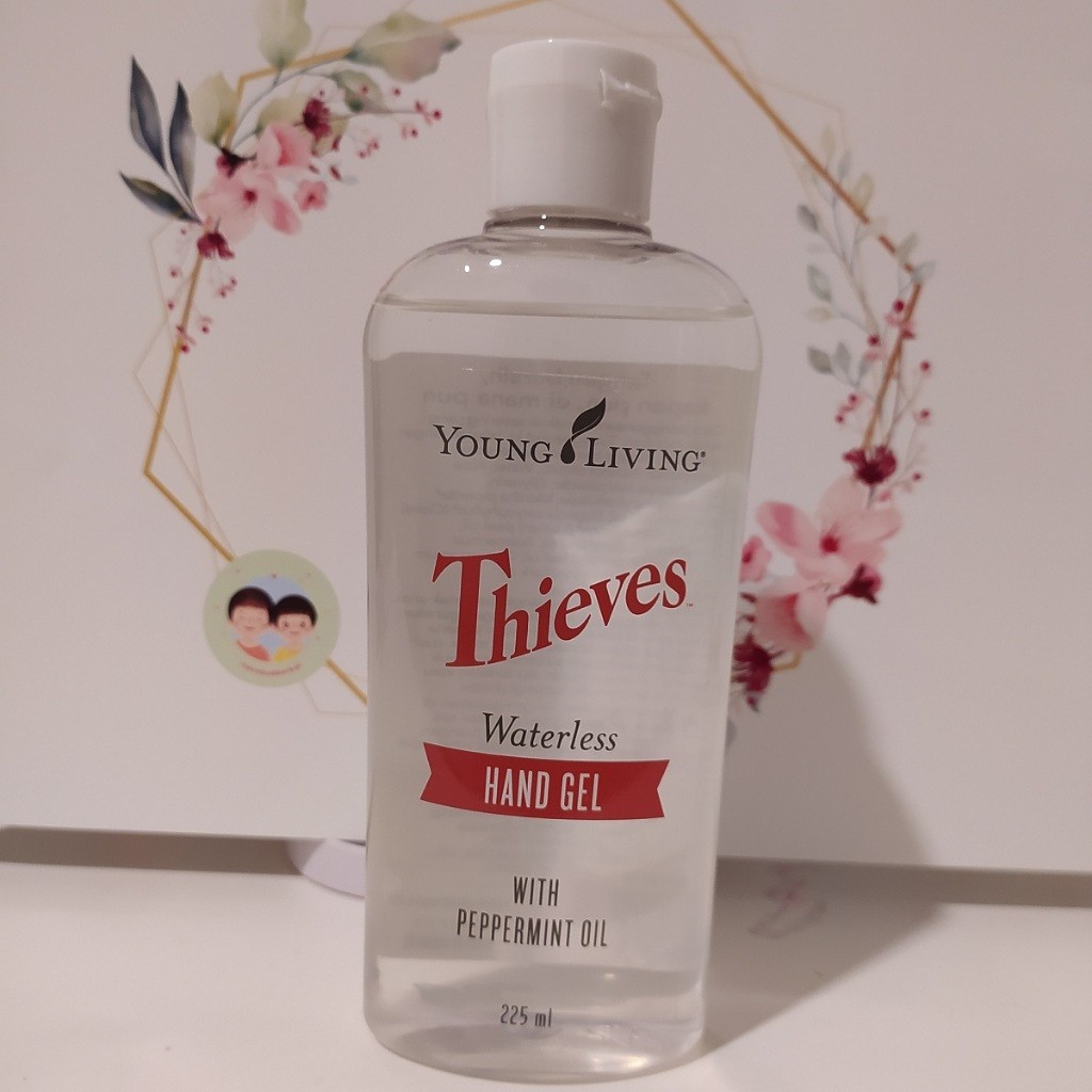Thieves Hand Sanitiser Gel 225ml Young Living Essential Oil