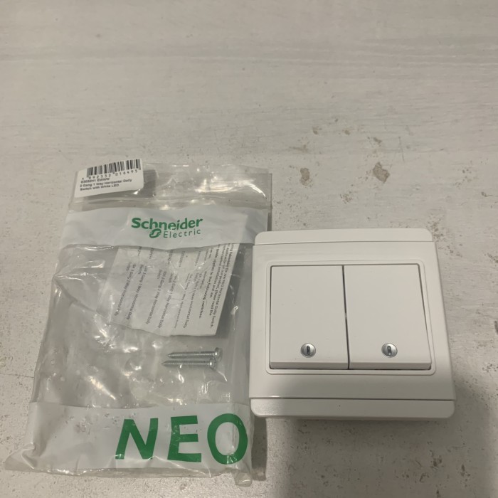 Saklar seri schneider neo horizontal putih