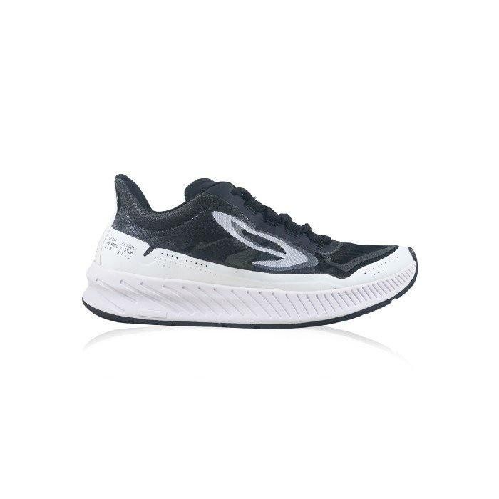 910 Nineten Geist Ekiden Sepatu Lari  - Hitam/Putih