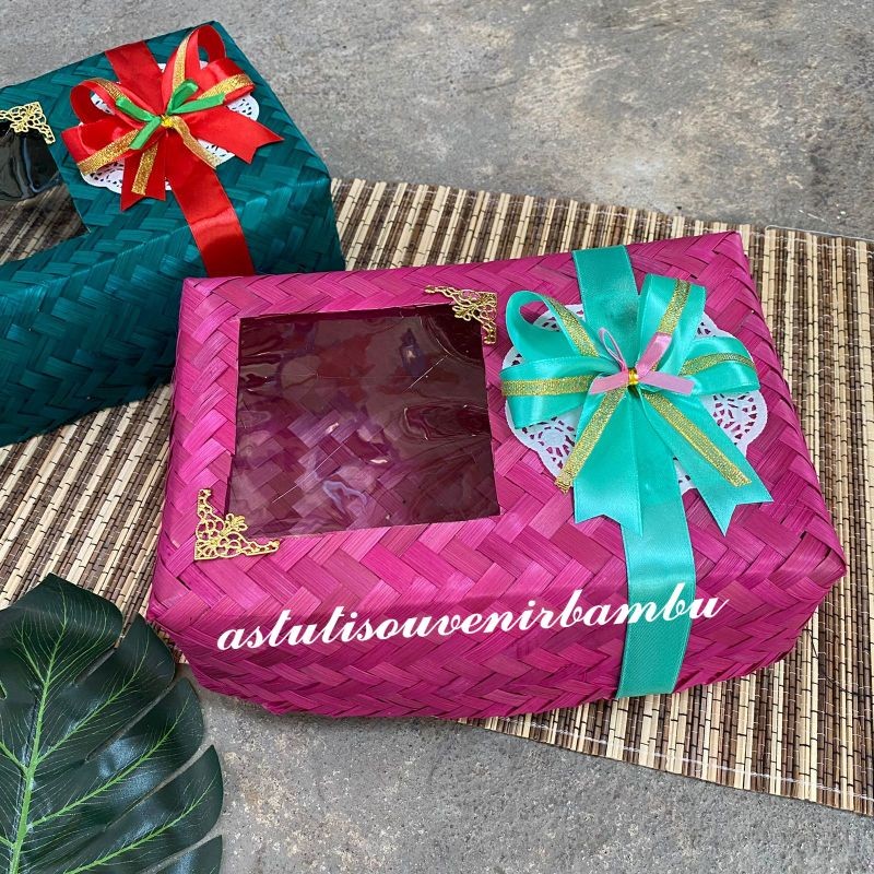 PROMO SALE SEPASANG BESEK 20 X 30 WARNA MIKA SAMPING FREE PITA REGULER HIAS ORNAMENT/ besek persegi 