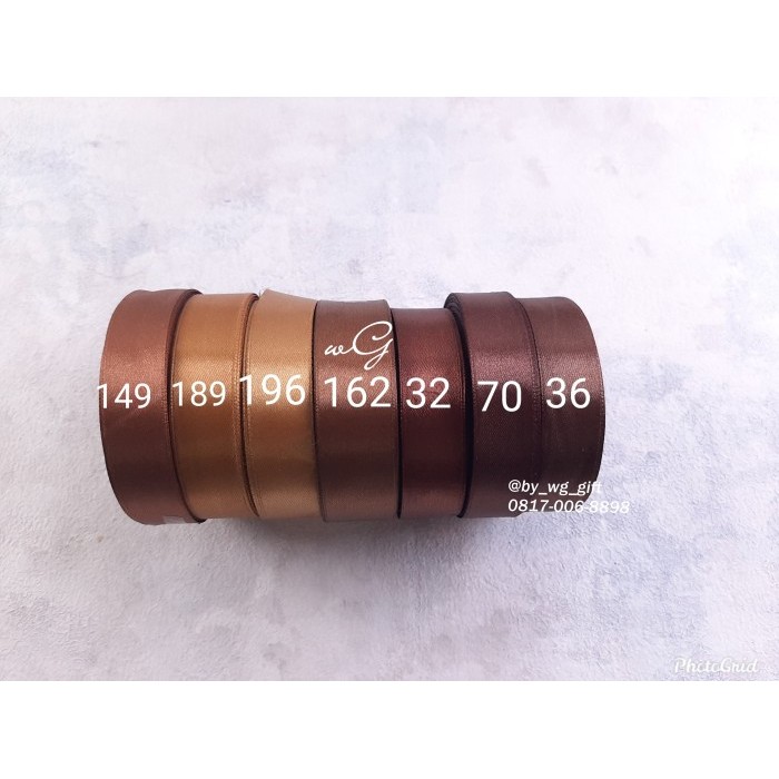 

Pita Satin - Polos ; Mix Colour H ; Mix Size; Panjang 20 yards