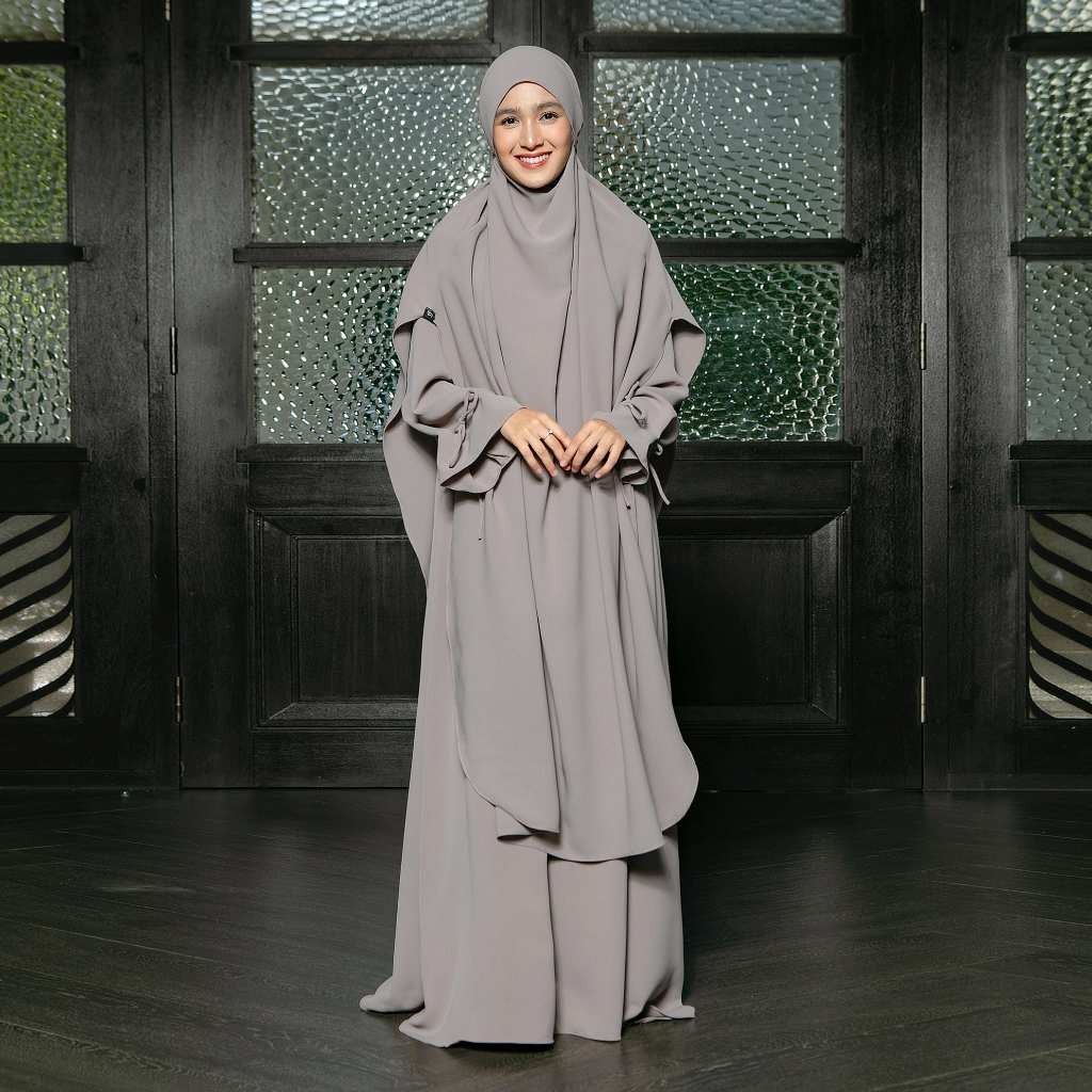Lozy Hijab - Alina Abaya Lozy x Cut Syifa (Gamis Haji dan Umrah Anti UV)