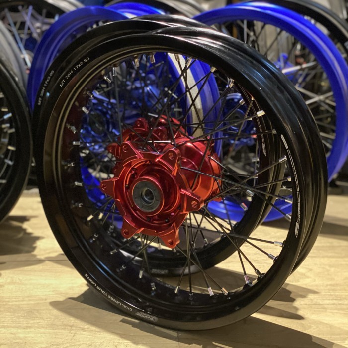 Ready Velg supermoto crf 150 Scarlet CNC Original