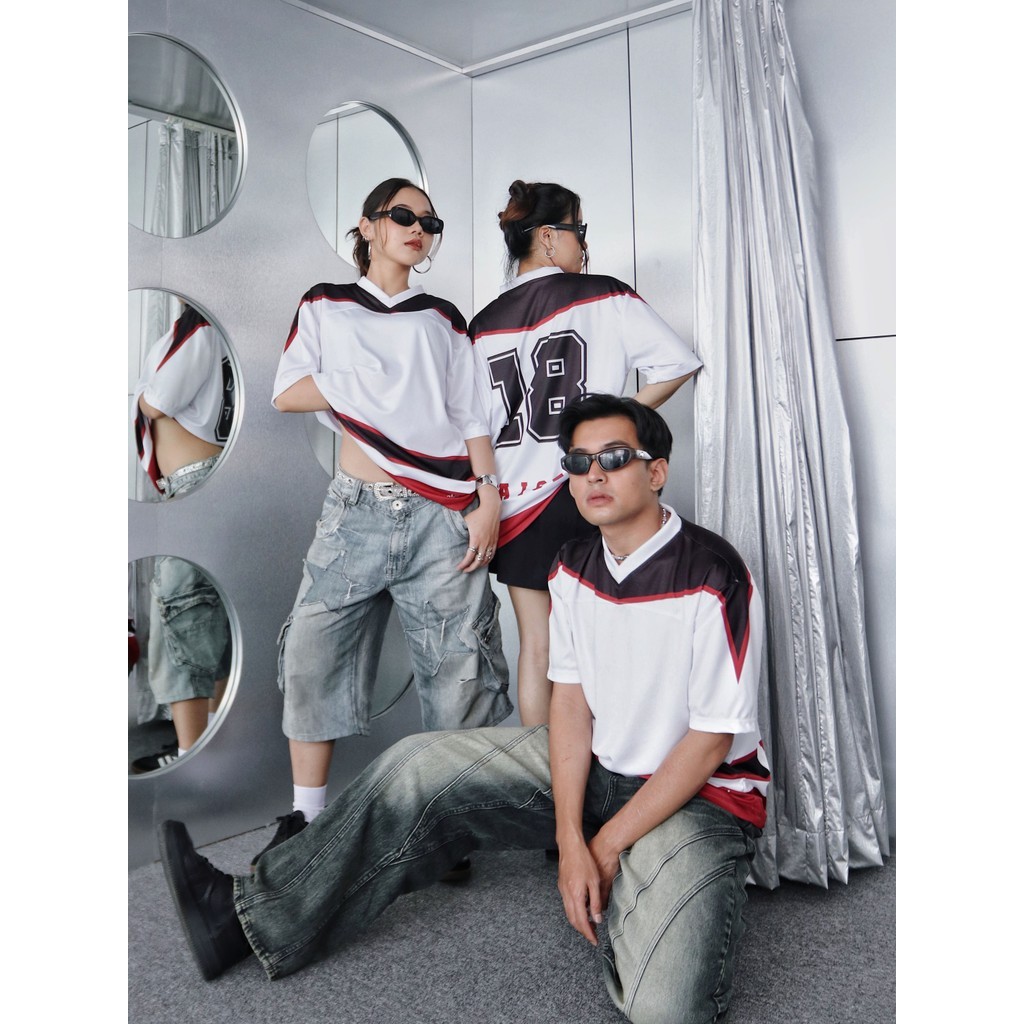 CLO ID - Eighteen 18 Regular Jersey Streetwear - Oversize- V Neck Jersey Unisex Wanita Pria