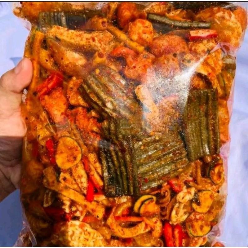 

Cemilan Seblak campur mix pedas basreng jaat beton kerupuk jengkol macaroni siomay seblak viral