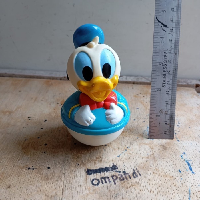 MAINAN figure kartun Disney Donald duck kode 01