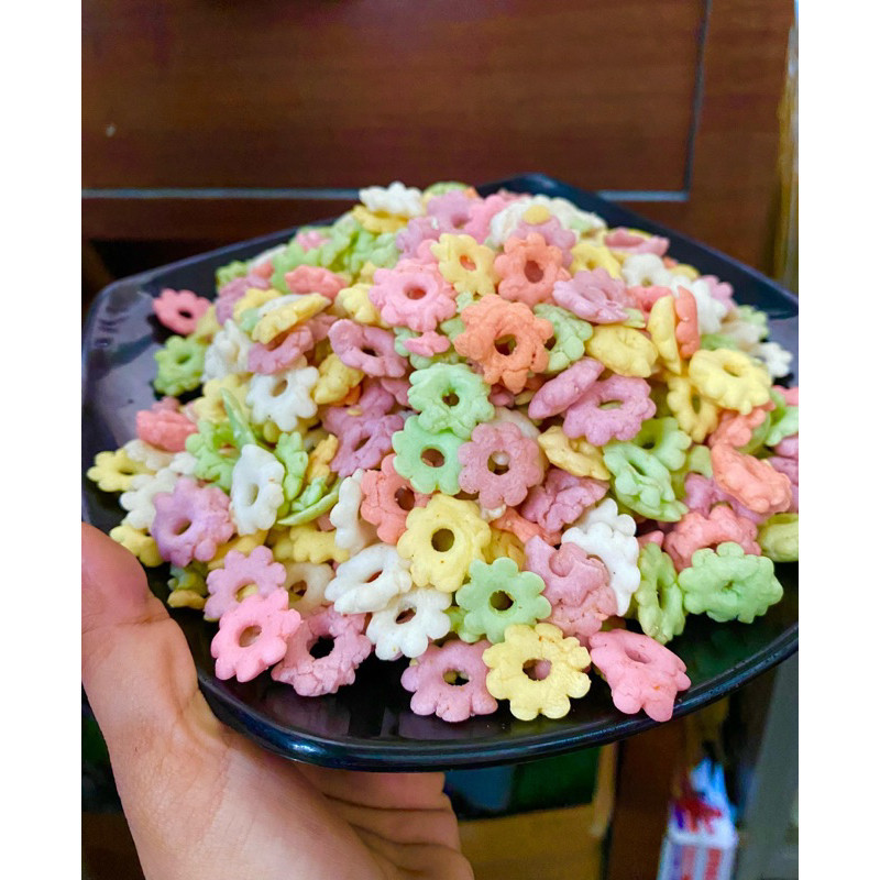 

NEW PROMO Ajisan Pilus Ribut Sakura Warna Gurih 250 Gram jajanan jadul Ajisan