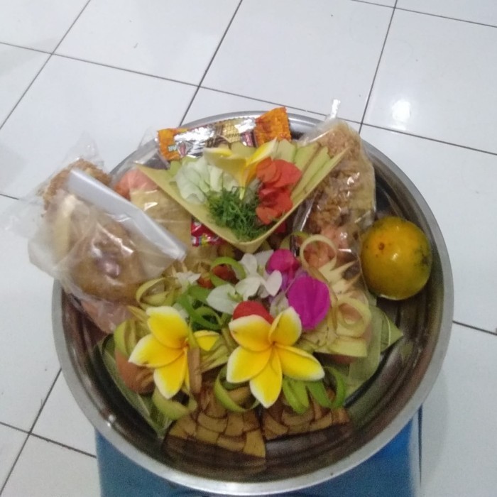Banten Otonan Alit