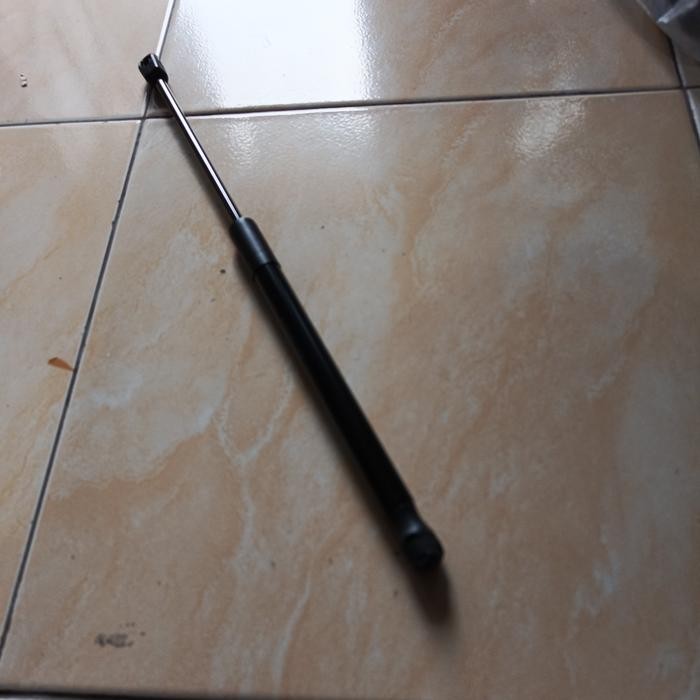 SALE shock kap mesin BMW F48 X1