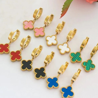 ANTING CAPIT TITANIUM CLOVER